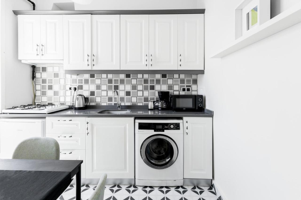 Ferienwohnung Modern Flat 5 Min To Galata Tower In Istiklal Ave Istanbul Exterior foto